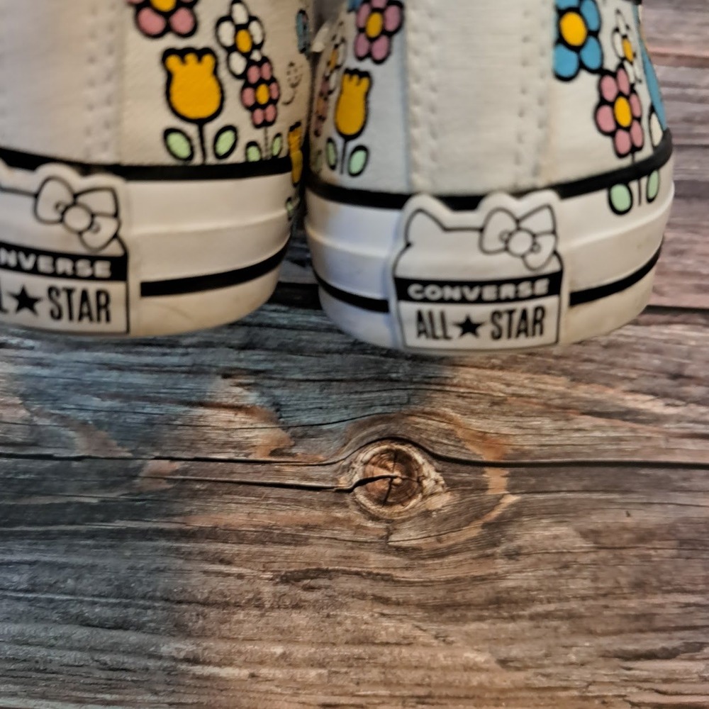 Converse Chuck Taylor All Star Hello Kitty High Top White Floral Sneakers Womens - Picture 7 of 10
